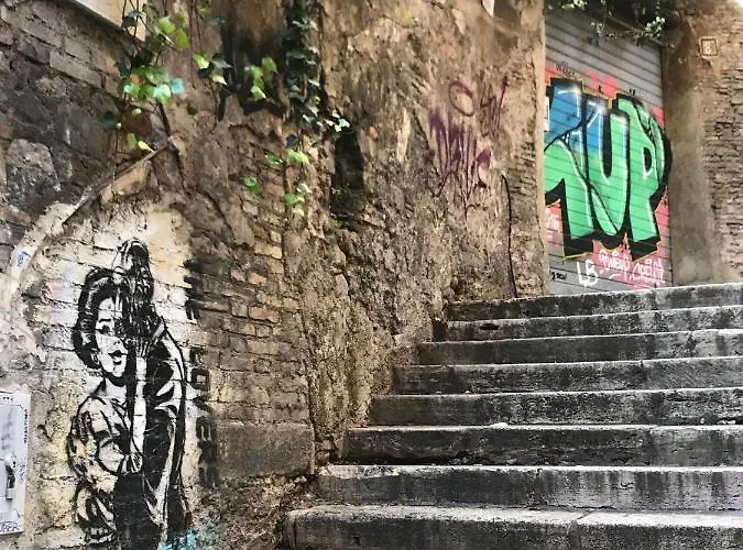 Private Modern Paolina Center *