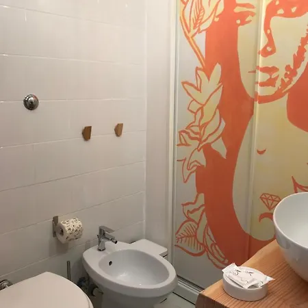 Private Modern Paolina Center